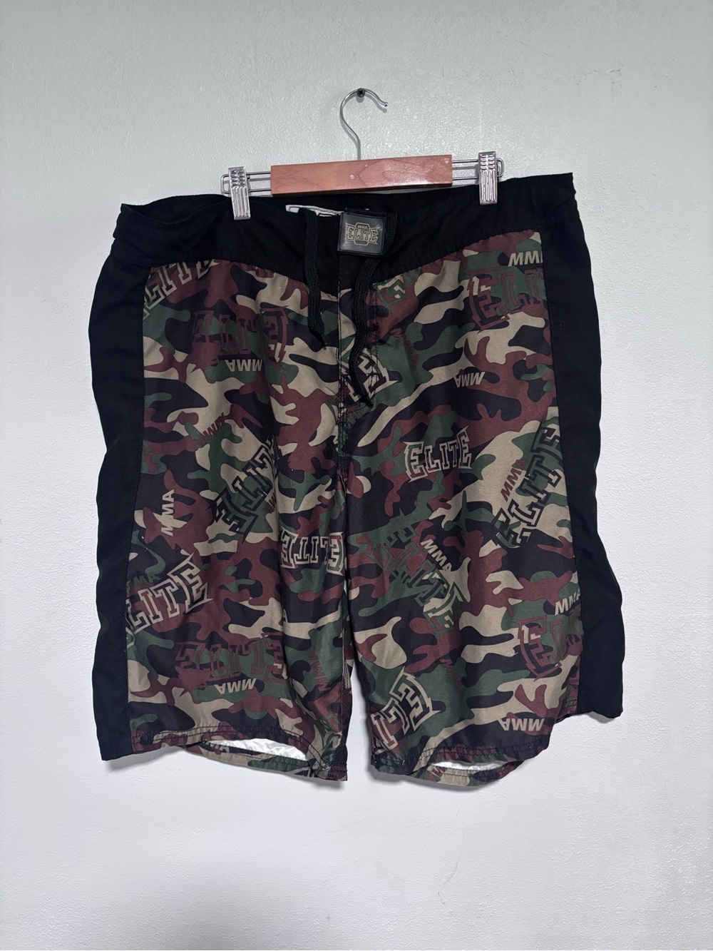 MMA ELITE camo and black swim  size large